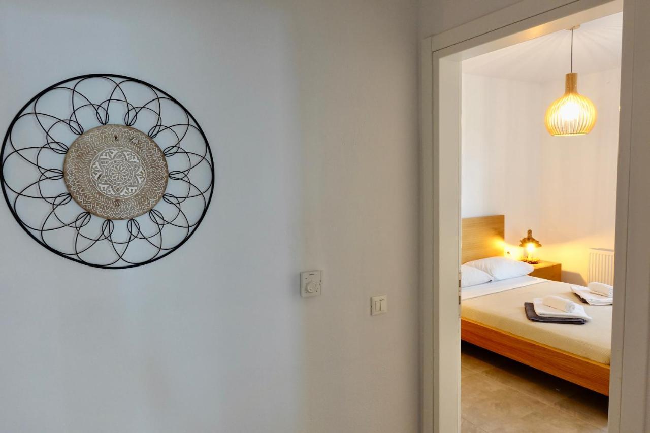 Seaview & Jacuzzi Summer Residence Mykonos Town Exterior photo