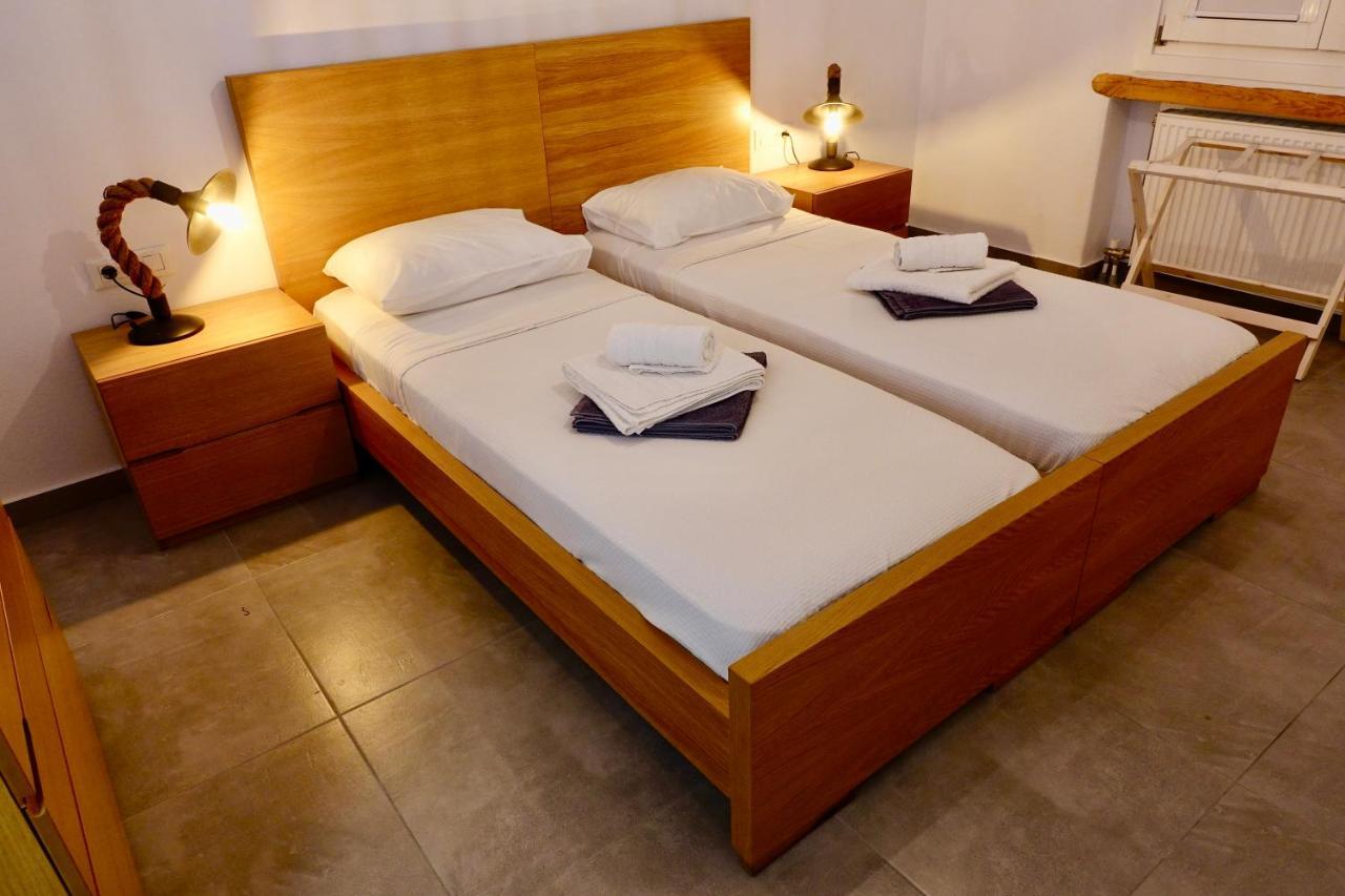 Seaview & Jacuzzi Summer Residence Mykonos Town Exterior photo
