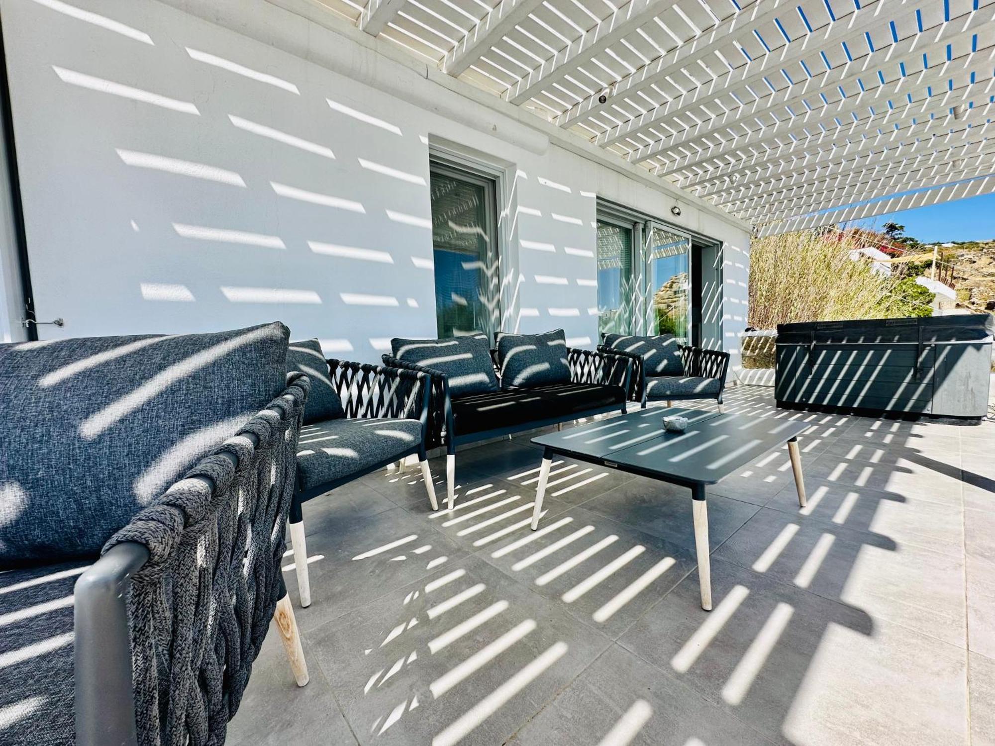 Seaview & Jacuzzi Summer Residence Mykonos Town Exterior photo